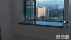 環宇海灣 8座 極高層 D室 荃灣