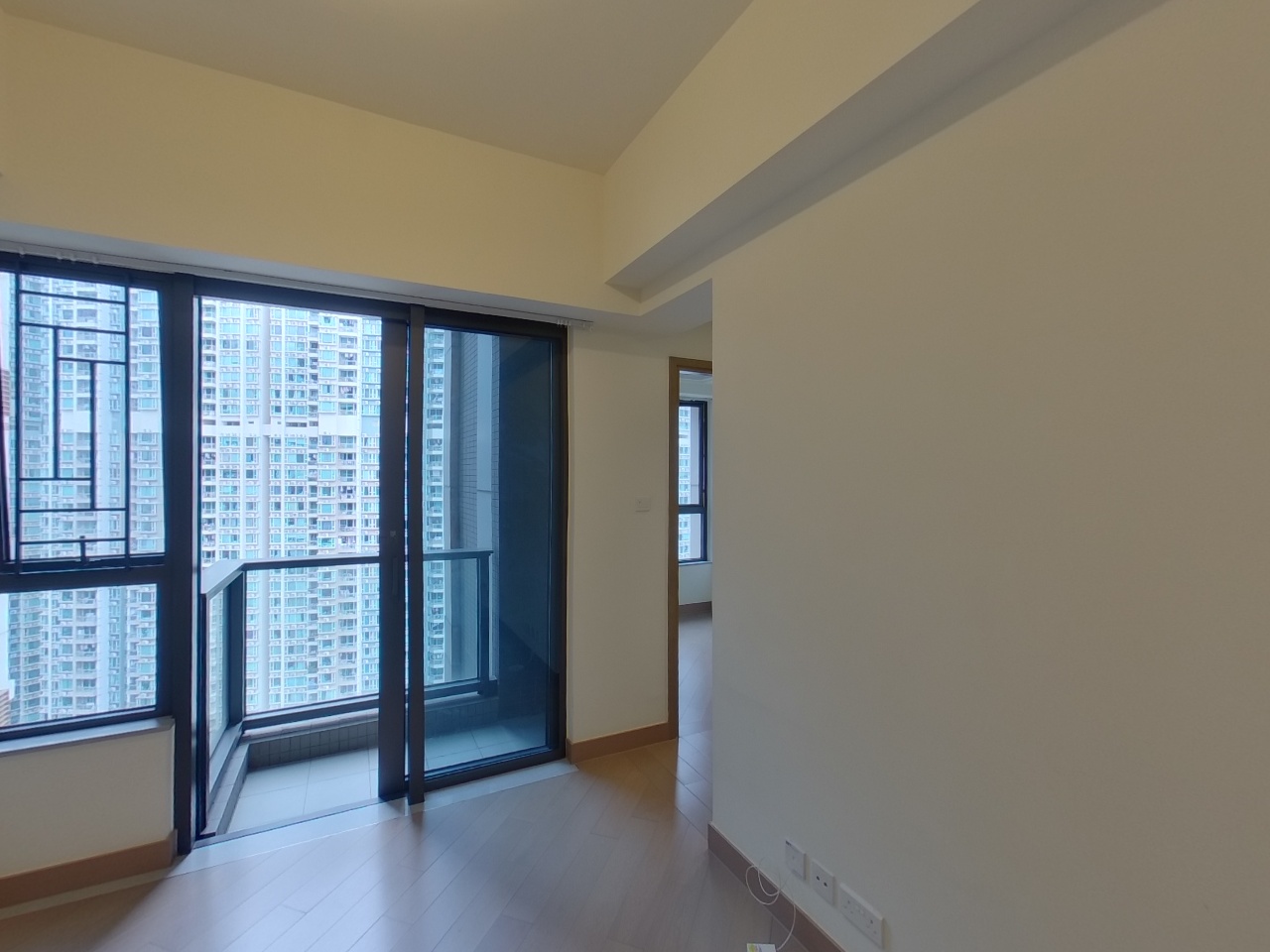 LOHAS PARK Phase 4a Wings At Sea - Tower 1a High Floor Zone Flat E Tseung Kwan O
