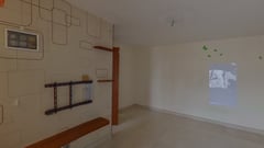 青华苑 华翔阁 (F座) 极高层 01室 青衣